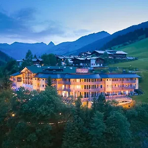https://residenz-hochalm-hinterglemm.saalbachhinterglemmhotels.com