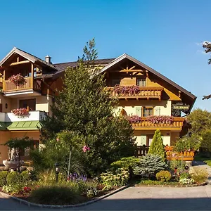 https://hotel-sallerhof.salzburghotels.net