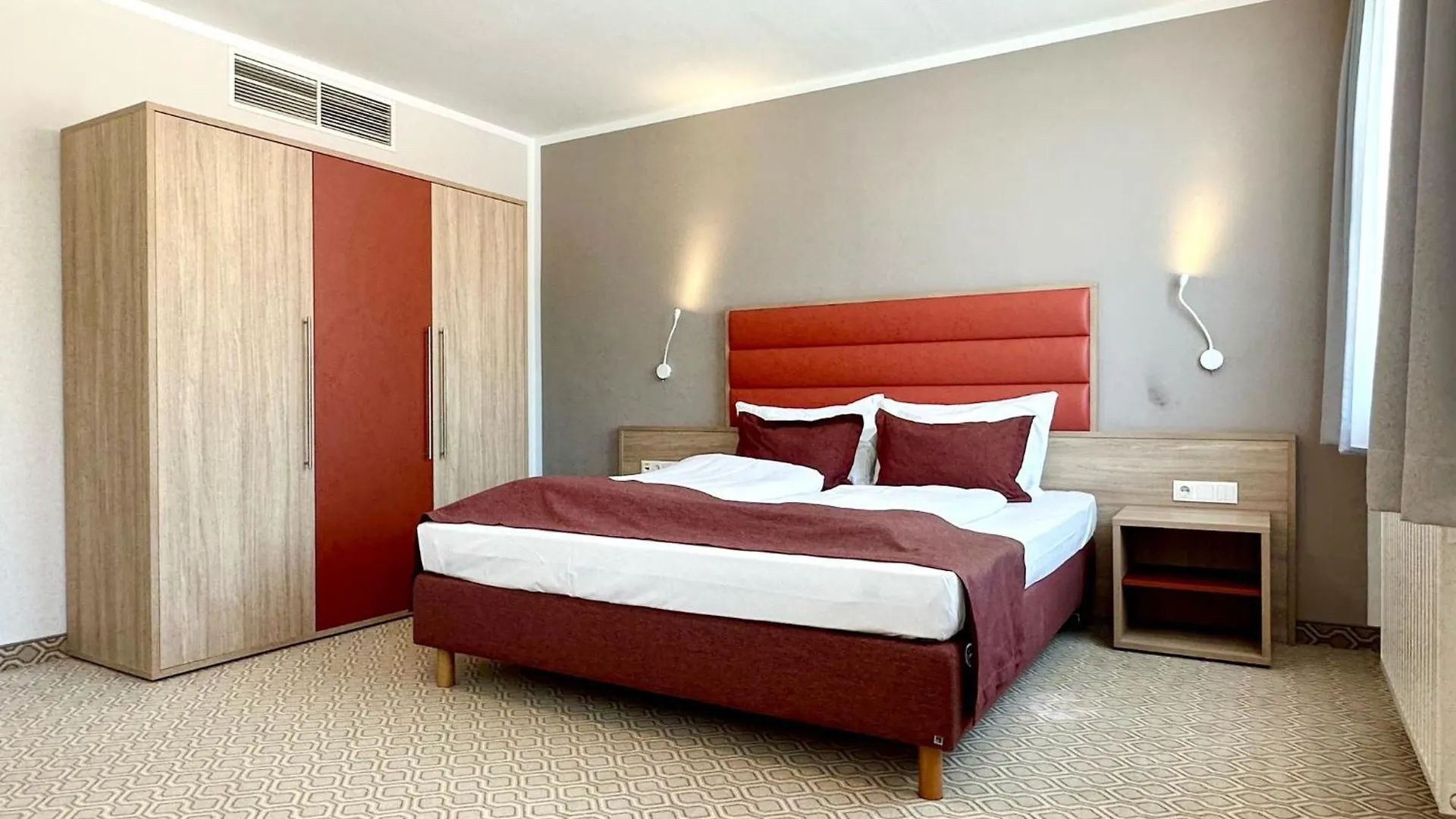 Hotel Schild Vienna 4*,